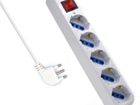 Multipresa 5 posti con prese italiane e Schuko 250V 10A/16A