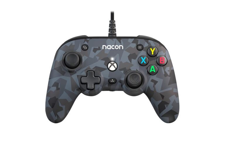 NACON Pro Compact - Controller cablato Xbox Series X programmabile