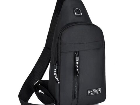 Borsa Sling Crossbody Piccola da Uomo – Daypack per Viaggi ed Escursioni