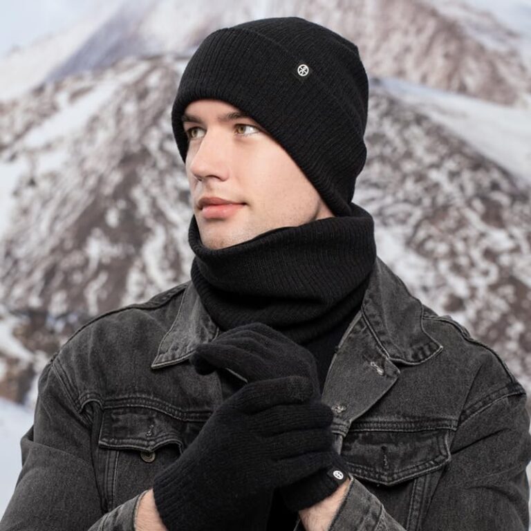 Set Invernale Unisex: Cappello, Sciarpa e Guanti Touch in Pile
