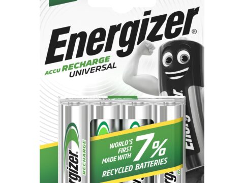 Energizer Recharge Universal Batterie Ricaricabili AA 1350 mAh (4 pz)