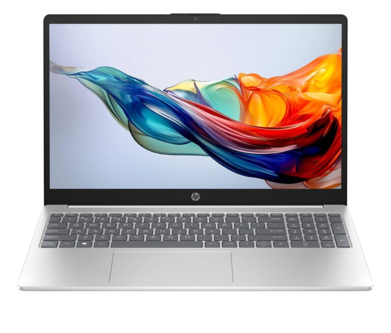 HP Laptop 15 con AMD Ryzen 7 7730U, 16GB RAM e SSD 512GB
