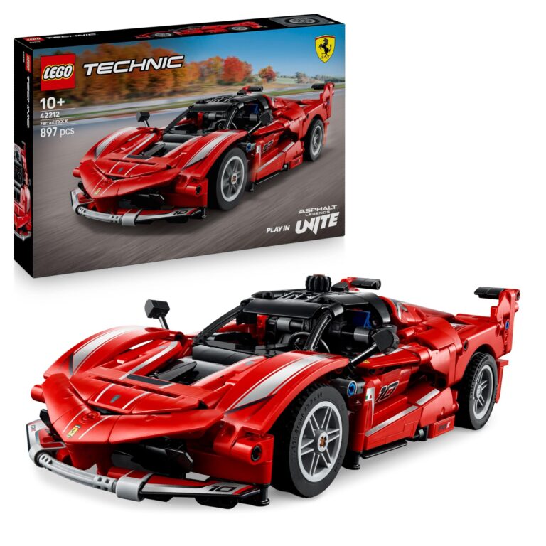 LEGO Technic Ferrari FXX K Macchina Giocattolo - Modello di Auto da Corsa per il Gioco e l'Esposizione con Motore V12, Dif...