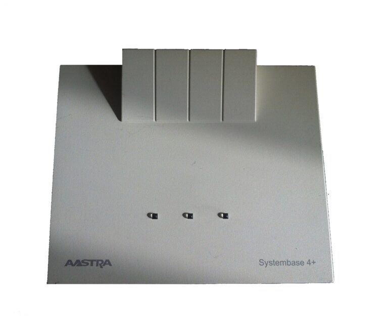 Aastra 400 DECT SB4+ V2 - Unità radio 4 canali bianca