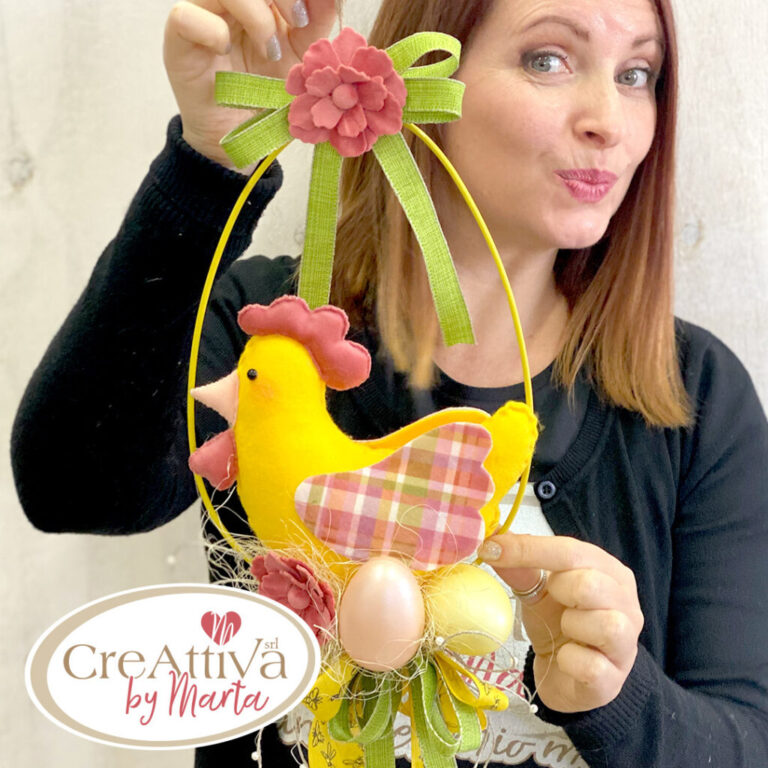 Kit Gallina Su Ghirlanda Uovo Con Pannolenci Morbidoso Stampato – Crkit24200