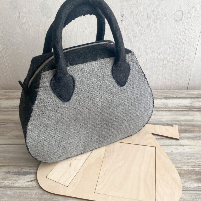 SAGOMA BORSA TRENDY MISURA 31 x H22 x 12 CM CIRCA - CRESW060