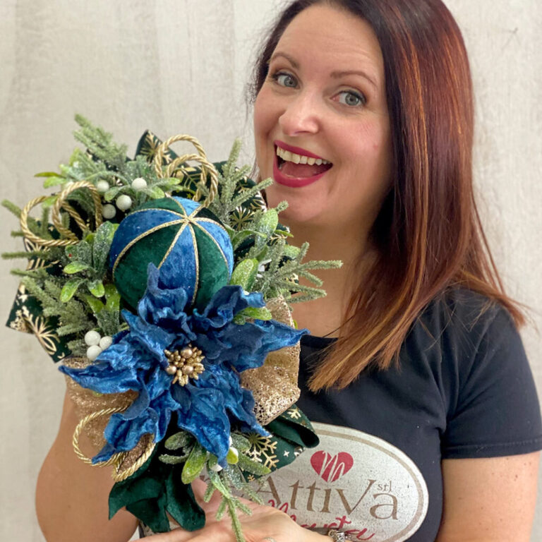 Ghirlanda Ovale Crafty Twist Con Stella Di Natale E Sfera In Ciniglia – Crkit530