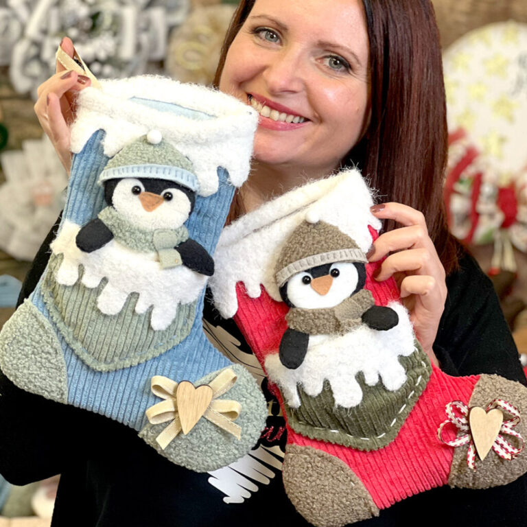 La Calza Tasca E La Mascotte Pingui’ + Cartamodello Cartaceo (Omaggio)