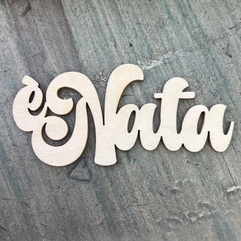 Scritta È Nata In Legno 12Xh6Cm Circa – Crlsc003
