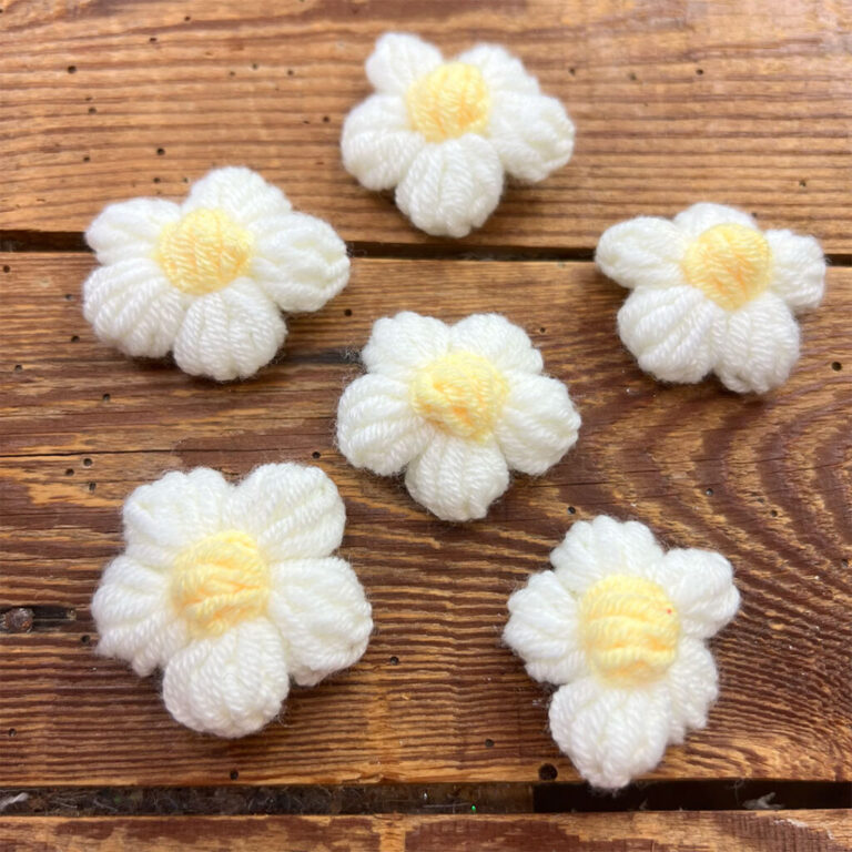 Fiorellino Bianco Uncinetto 4 Cm – Crpat003