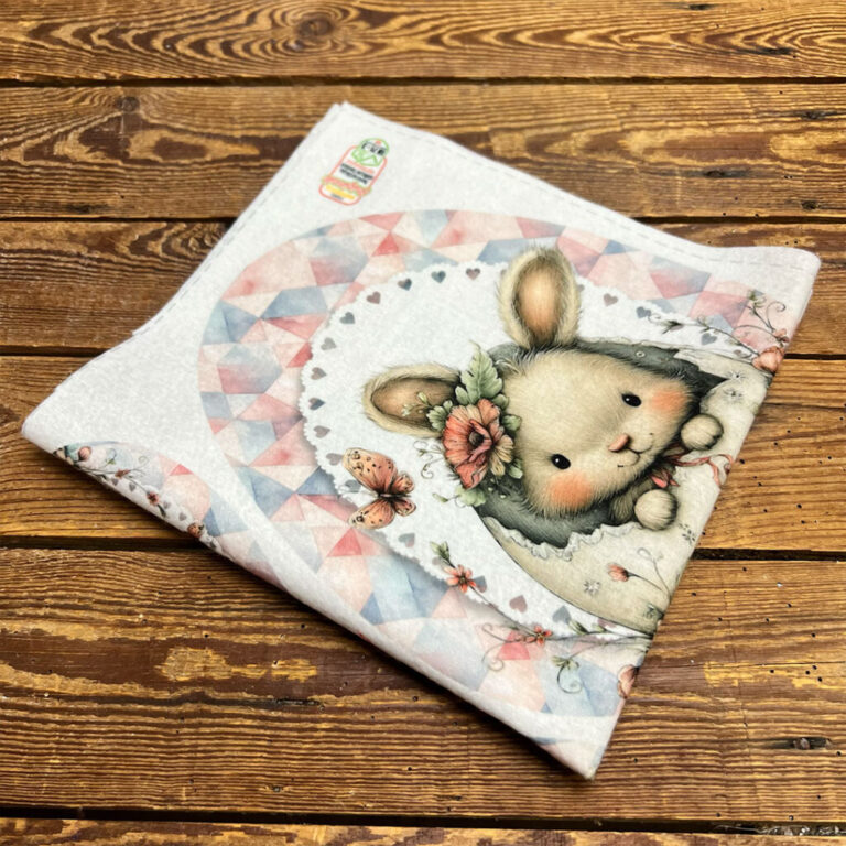 PANNOLENCI MORBIDOSO DECO CONIGLIETTO NELL'OVETTO 50×45CM – CRPMS197