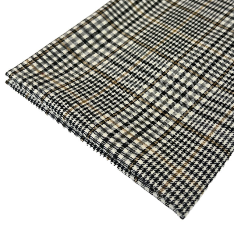 Tessuto Tartan In Trama Poliestere 50Cm X 70 Cm Circa – Crtes009